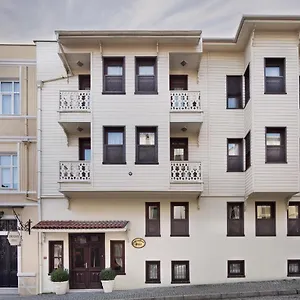 Sari **** Provincia di Istanbul