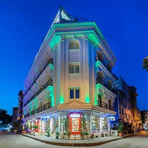 Hotel The Magnaura Palace