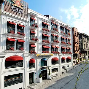 Dosso Dossi Old Istanbul