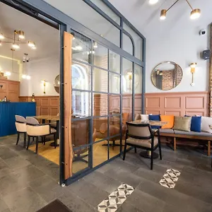 Balo Hotel