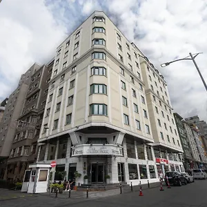 塔克西姆绿园酒店 酒店